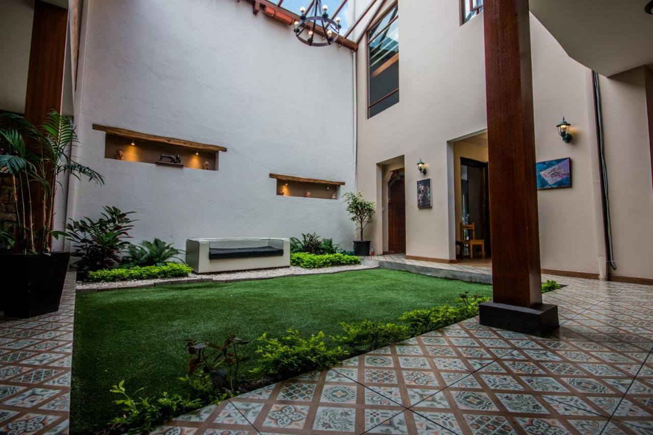San Rocke House Hotel Куэнка Экстерьер фото